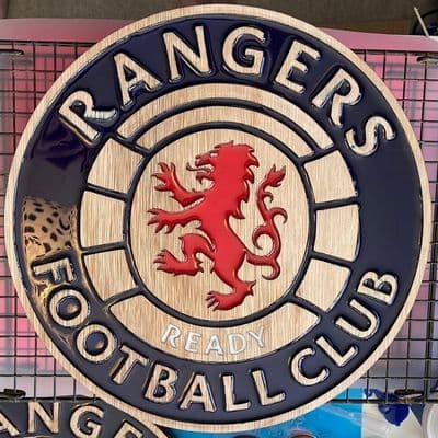 Glasgow Rangers Wooden and Resin Crest - Image 6