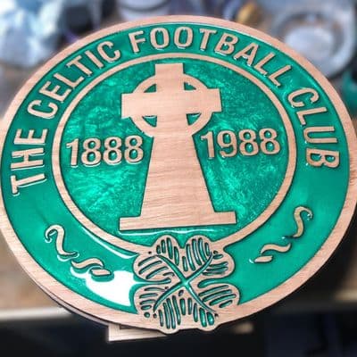 Celtic Glasgow Wooden and Resin Crest - Old Celtic Cross - Image 3