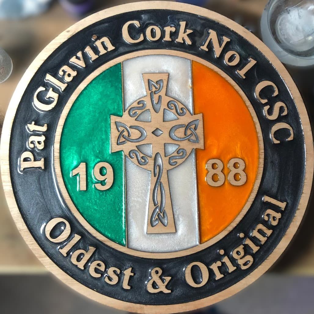 Pat Glavin Cork No. 1 Celtic Supporters Club Crest - Image 1