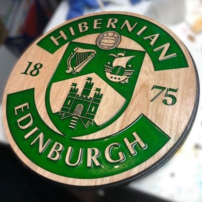 Hibernian F.C. Handcrafted Wooden & Resin Crest - Image 2