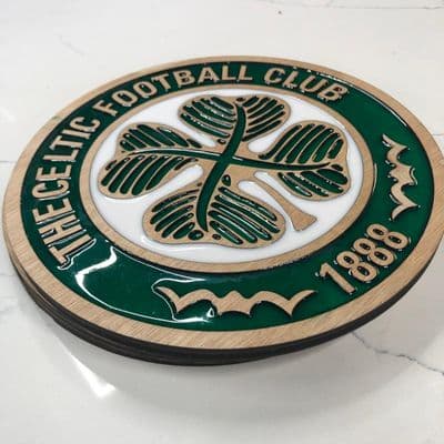 Celtic Glasgow Wooden and Resin Crest - Image 4