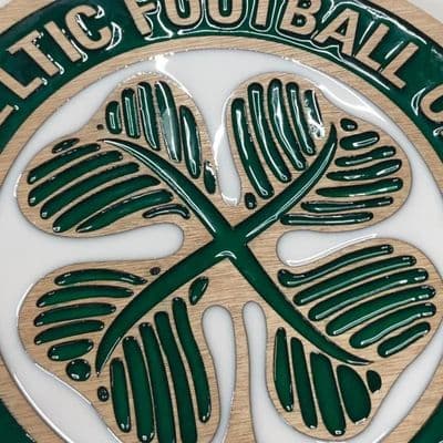 Celtic Glasgow Wooden and Resin Crest - Image 6