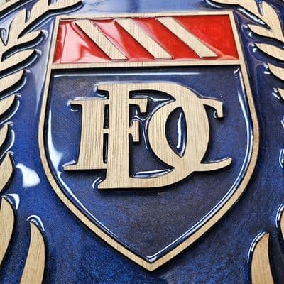 Dundee F.C. Handcrafted Wooden and Resin Crest - Image 4