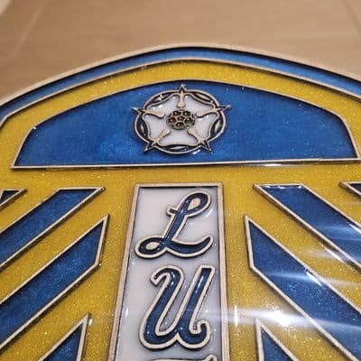 Leeds United F.C. Handcrafted Wooden and Resin Crest - Image 4