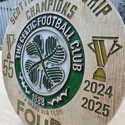 New Celtic F.C. 2025 Champions Wooden and Resin Crest - Image 5