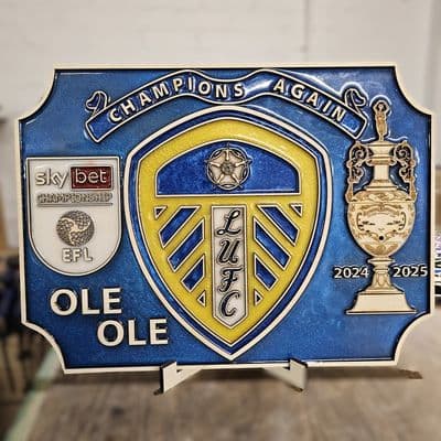 New Leeds United F.C. 2025 EFL Champions Wooden and Resin Crest - Image 2